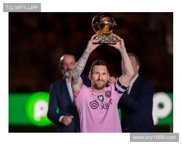 足球明星印花衣物热潮引领时尚潮流年轻人追逐偶像的最佳选择