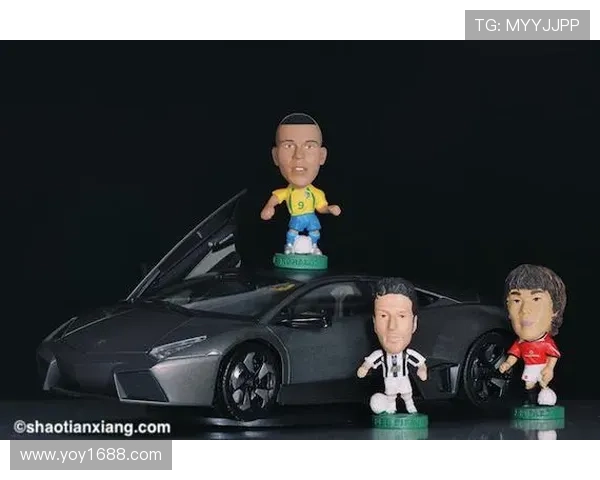 足球明星可动手办开箱体验分享与收藏价值解析